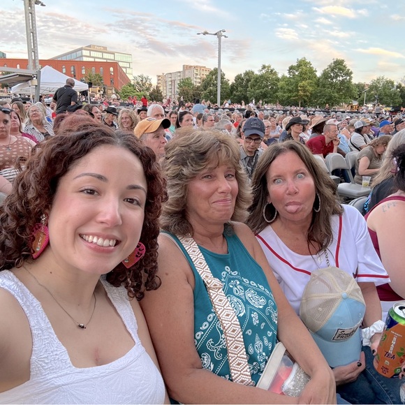 Meet your Posher, Linda - Picture 7 of 16